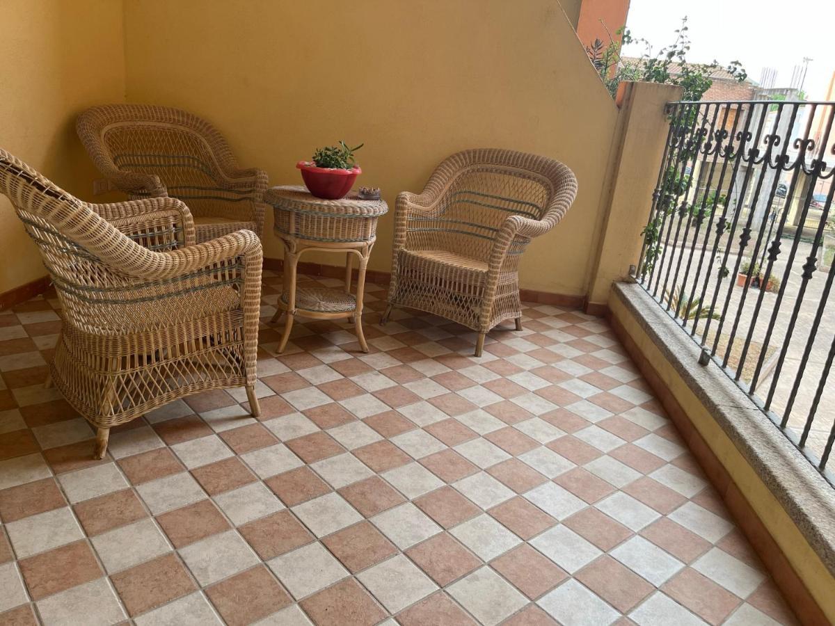 Appartamento Fausto Noce Con Garage Olbia Exterior photo